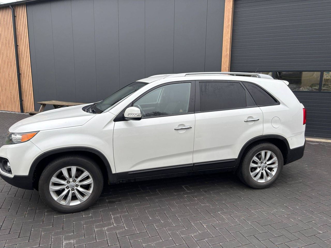 SUV Kia Sorento Diesel 197hp 2012