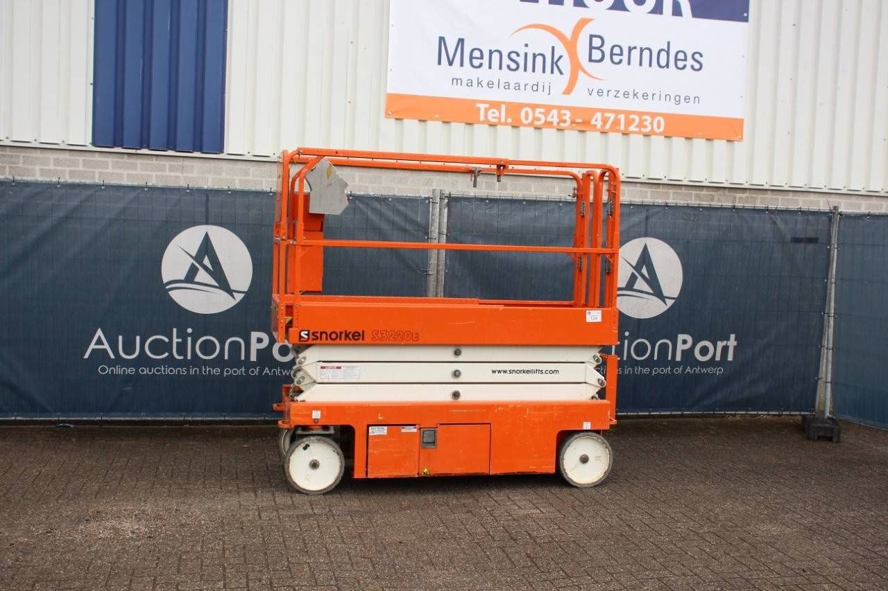 Scissor lift Snorkel S3220E Electric 8.1m 2018