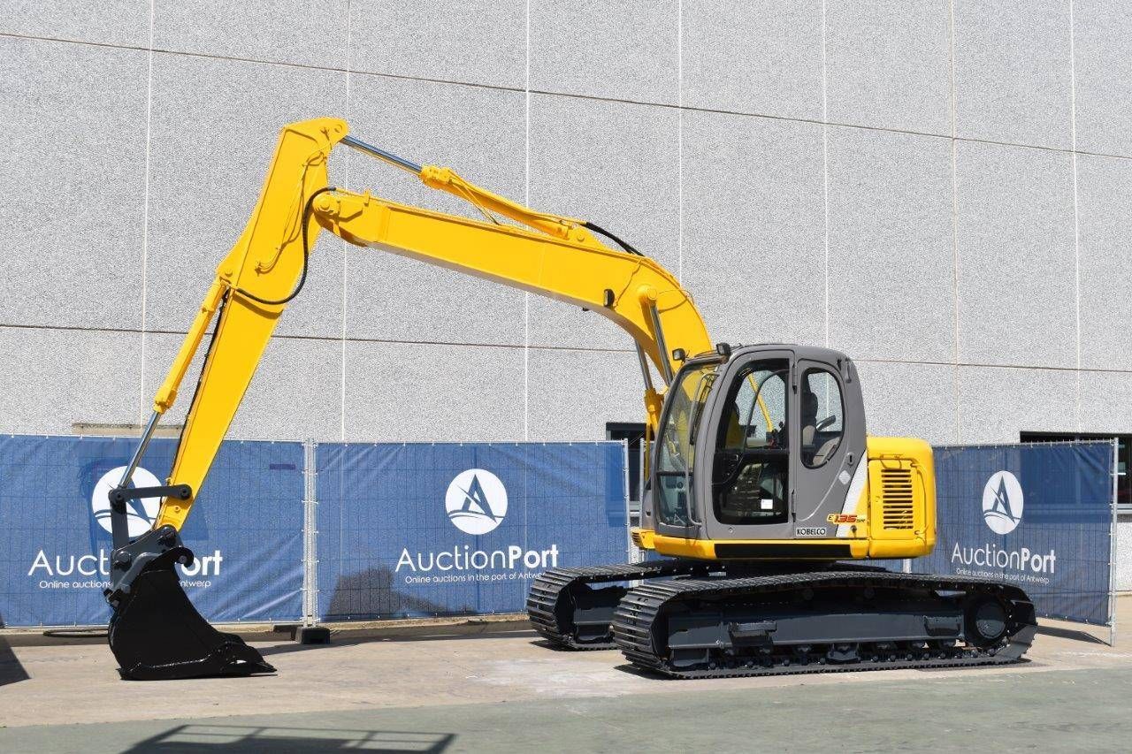Crawler excavator Kobelco E135SR Diesel