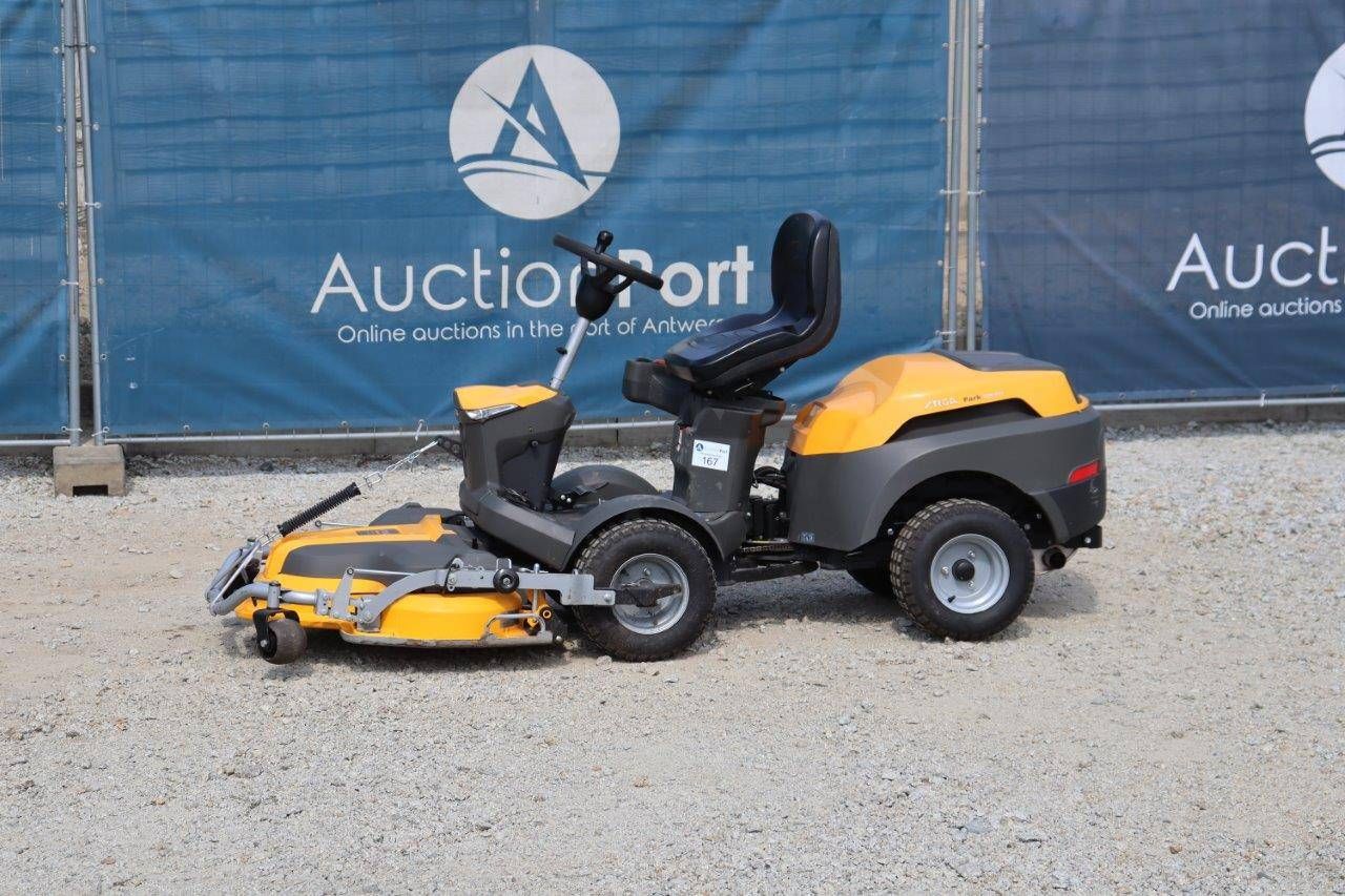 Riding mower Stiga P 901 CW Petrol Demo