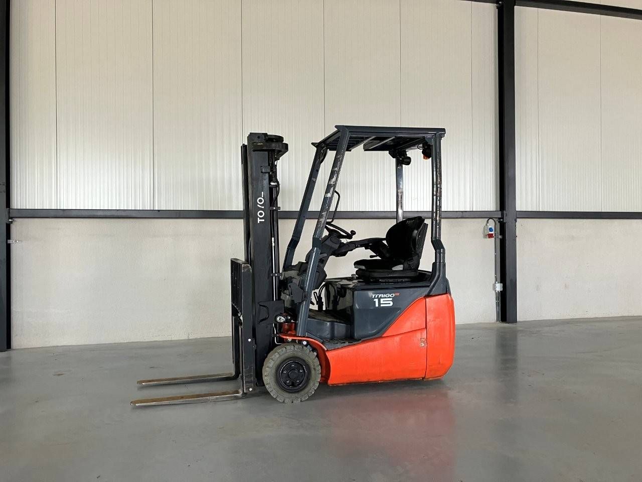 Toyota 8FBE15T Electric Forklift 1500kg 5.0m 2020