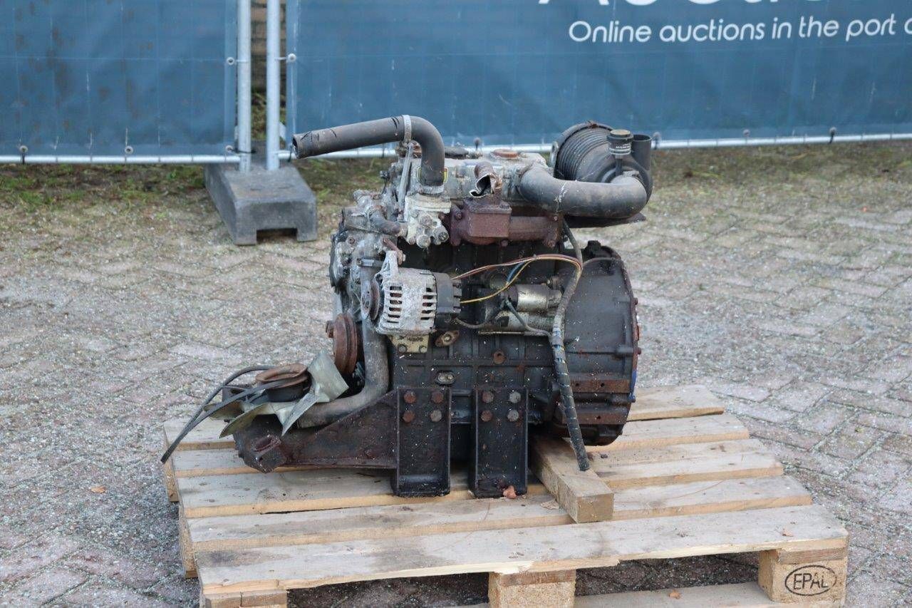 Engine Perkins 403D-15 Diesel