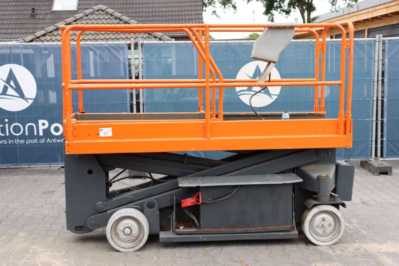 Scissor Lift UpRight SL20 Electric 8.10m 1999