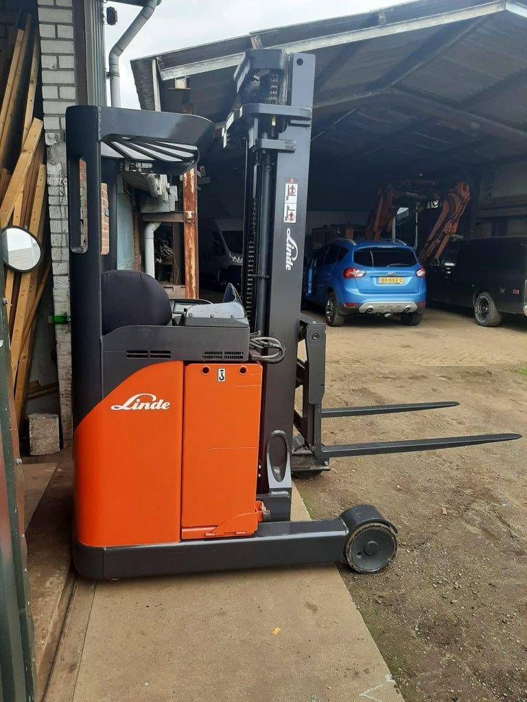 Reach truck Linde R14 Electric 1400kg