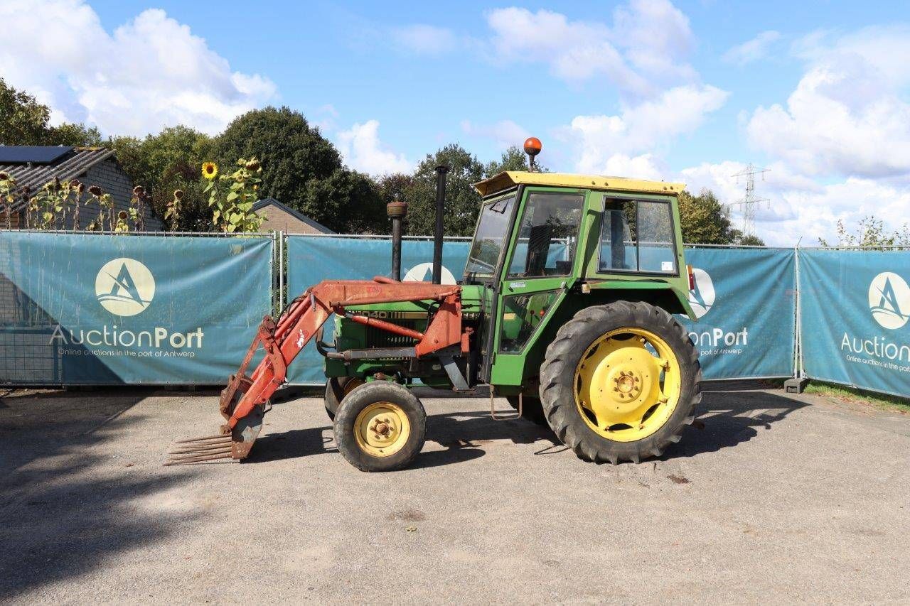 Tractor John Deere 1040 Diesel 53.6hp with front loader