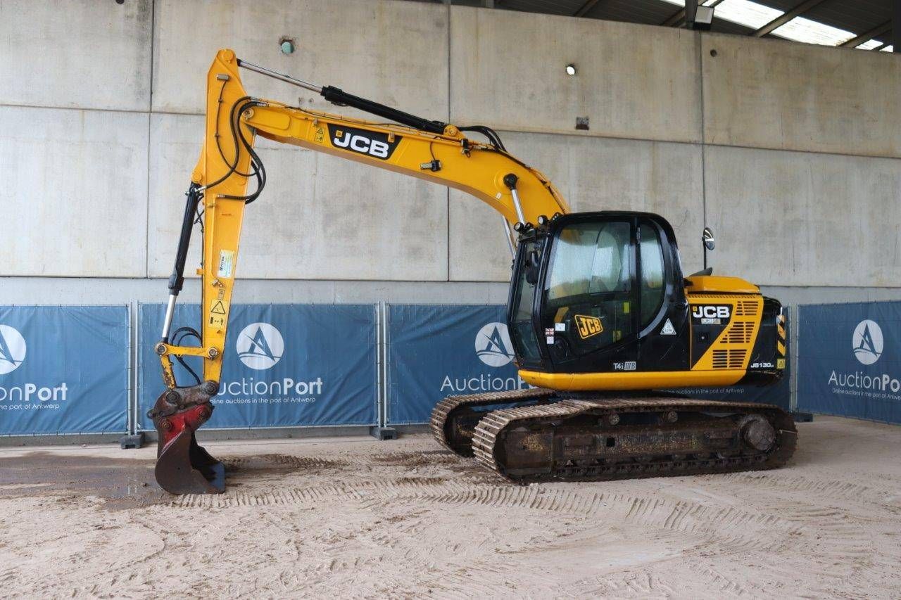 Crawler excavator JCB JS130LC Diesel 110hp 2014