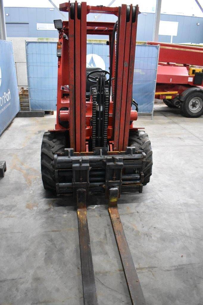Heftruck Nissan UGJ02A30U LPG 3000kg
