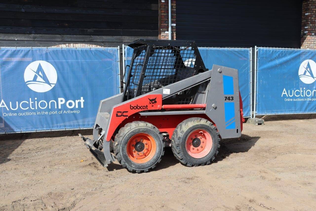Skid steer loader Bobcat 743 Diesel
