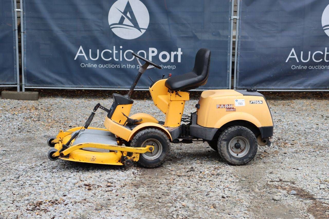 Zitmaaier Stiga P901 Benzine 2006