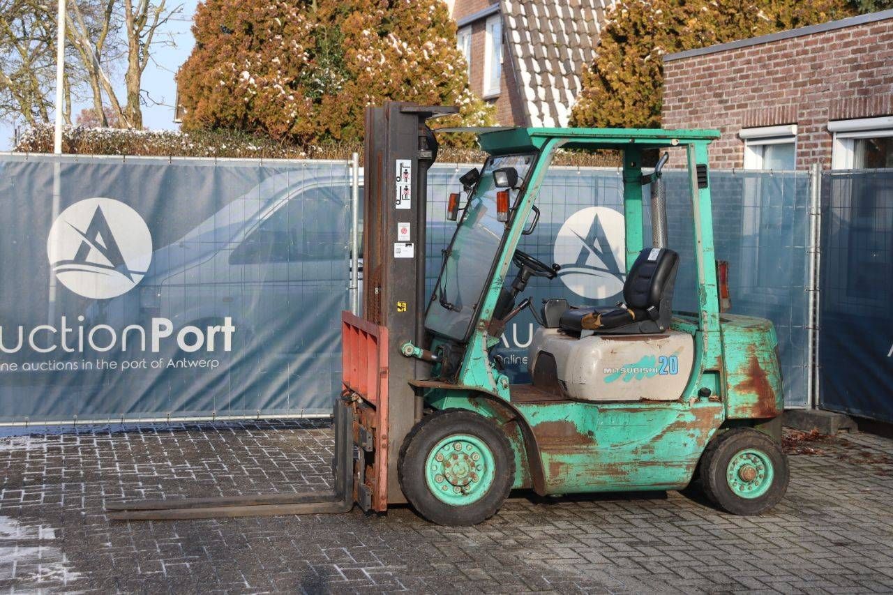 Forklift Mitsubishi FD20 Diesel 2000kg 3.3m 1992
