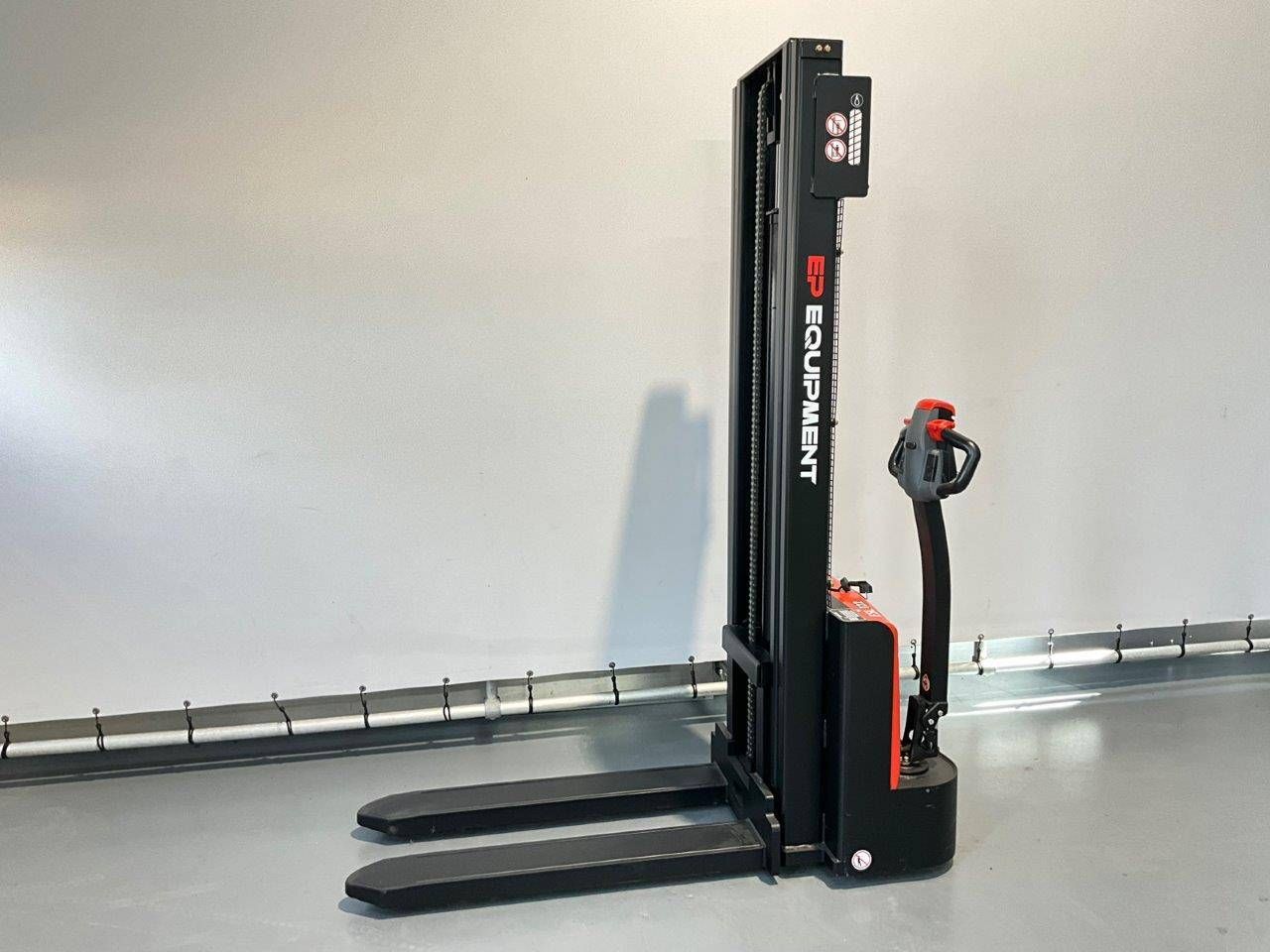 Stacker EP ESL 3.3 Electric 1200kg New