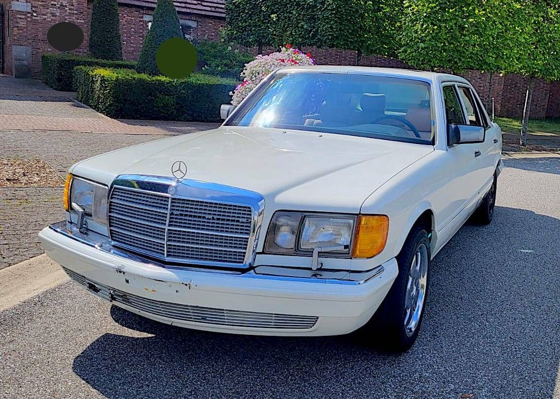 Mercedes-Benz 560 SEL (Margin)