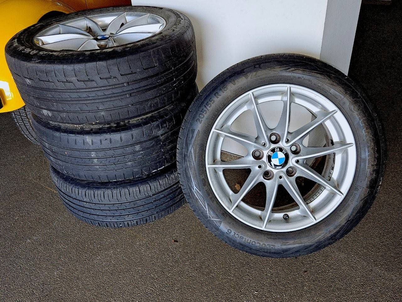 Set of BMW rims 16" (incl. Goodyear tires) (Margin)