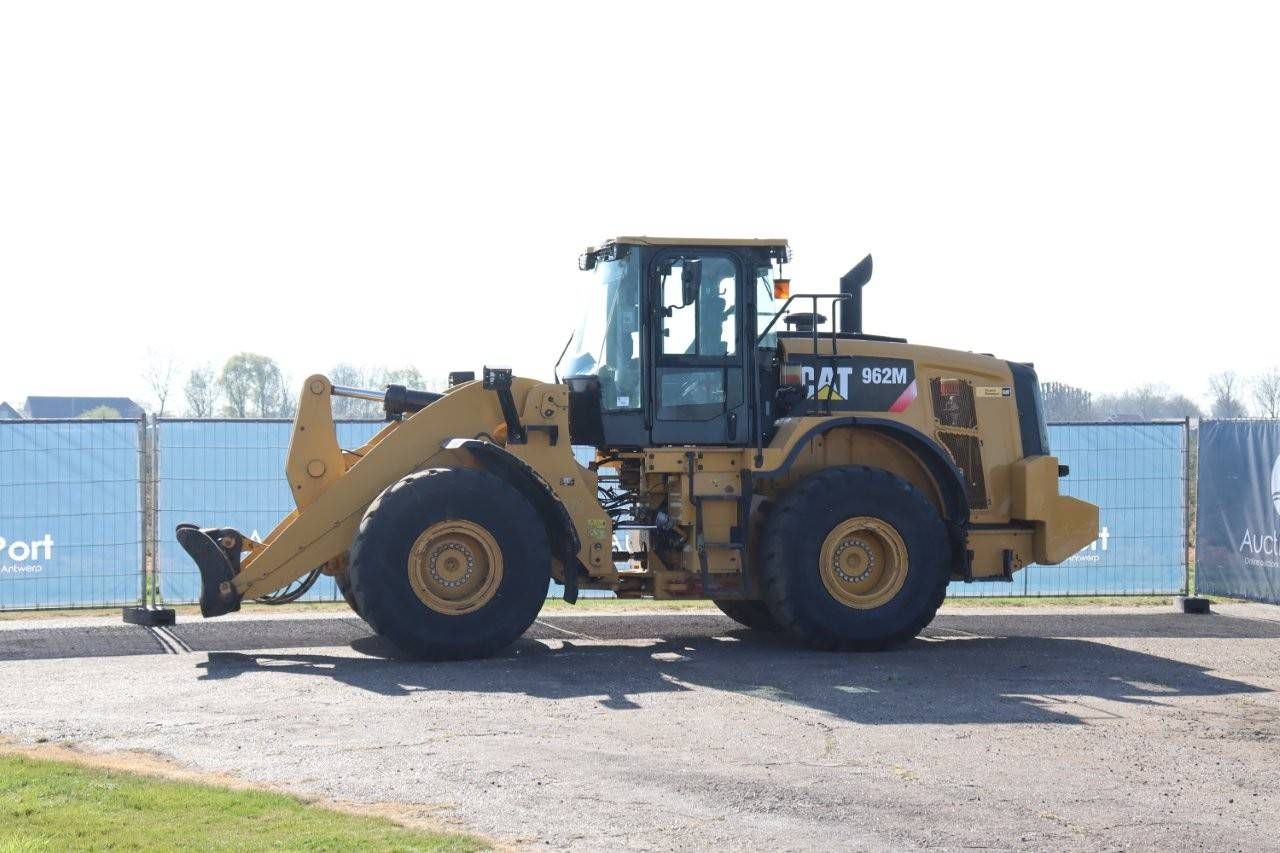 Wheel loader Caterpillar 962M Diesel 2018