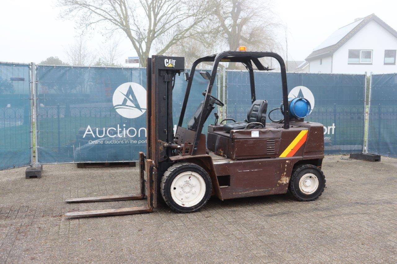 Forklift Caterpillar VC60DSA LPG 3000kg 4.60m 1991
