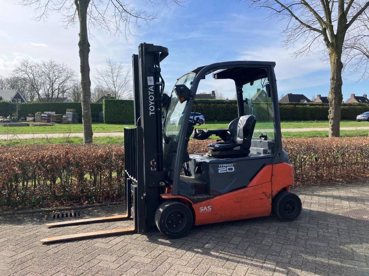 Forklift Toyota 8FBMT20 Electric 2000kg 5m 2014