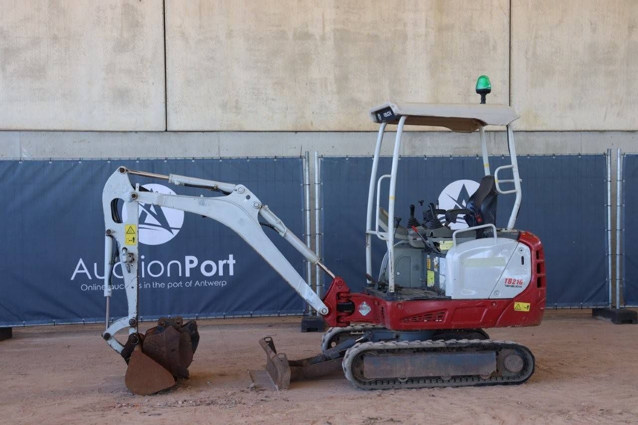 Mini excavator Takeuchi TB216 Diesel 2014