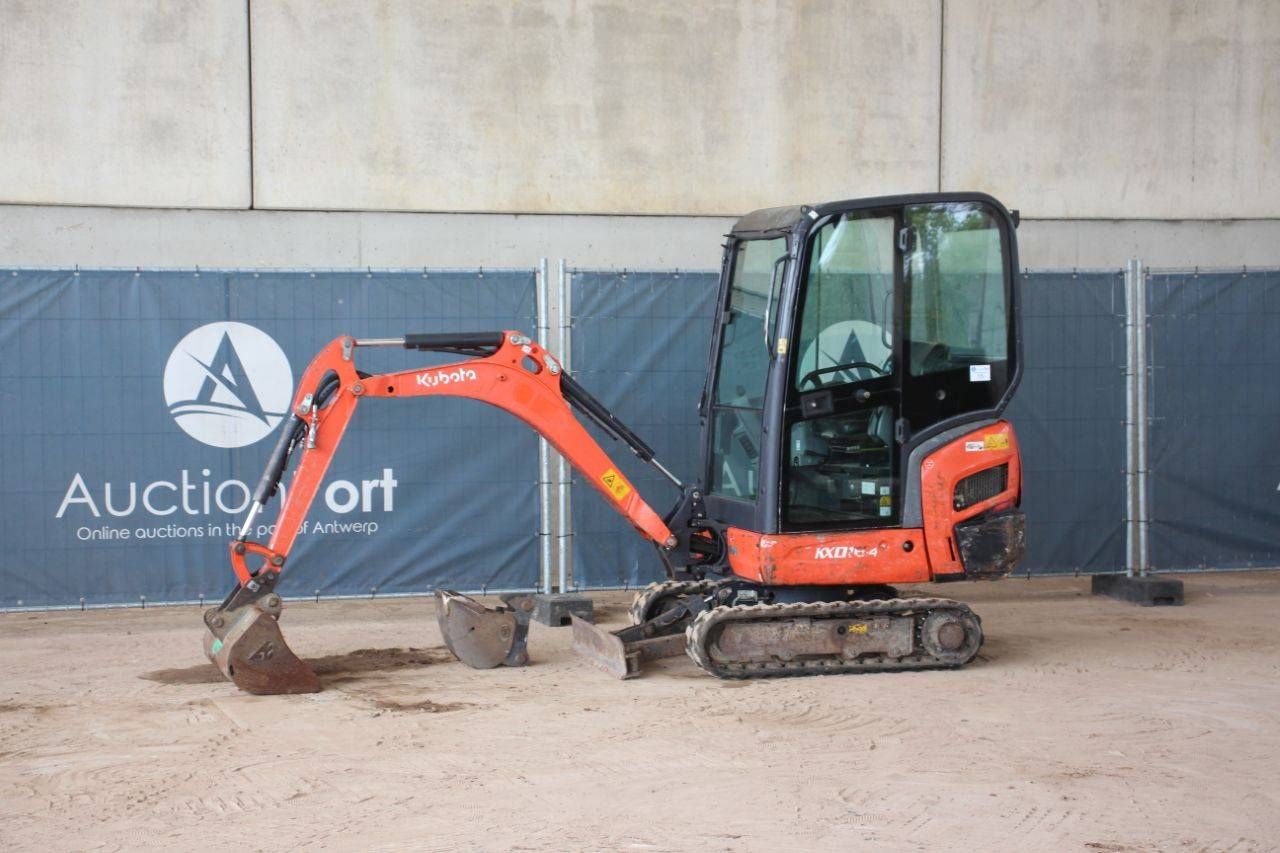 Mini excavator Kubota KX016-4 Diesel 9.6kW 2013