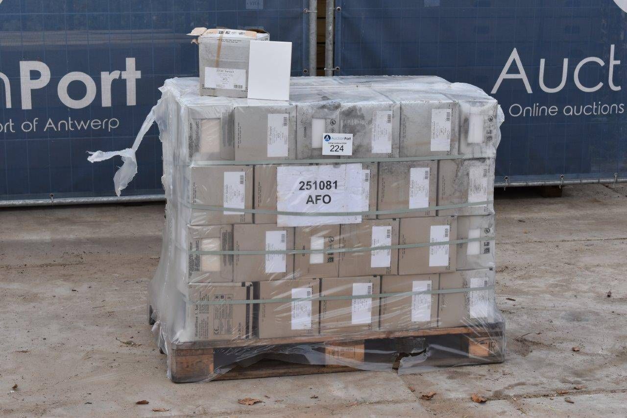 Pallet Tiles White 15x20cm