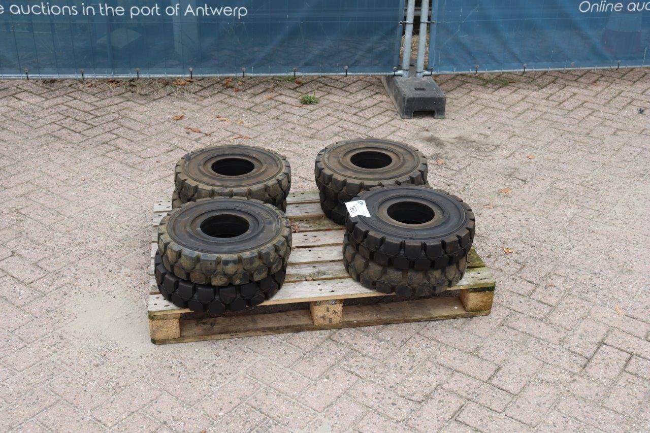 Batch of tires Supersolid 5.00-8 8 pieces