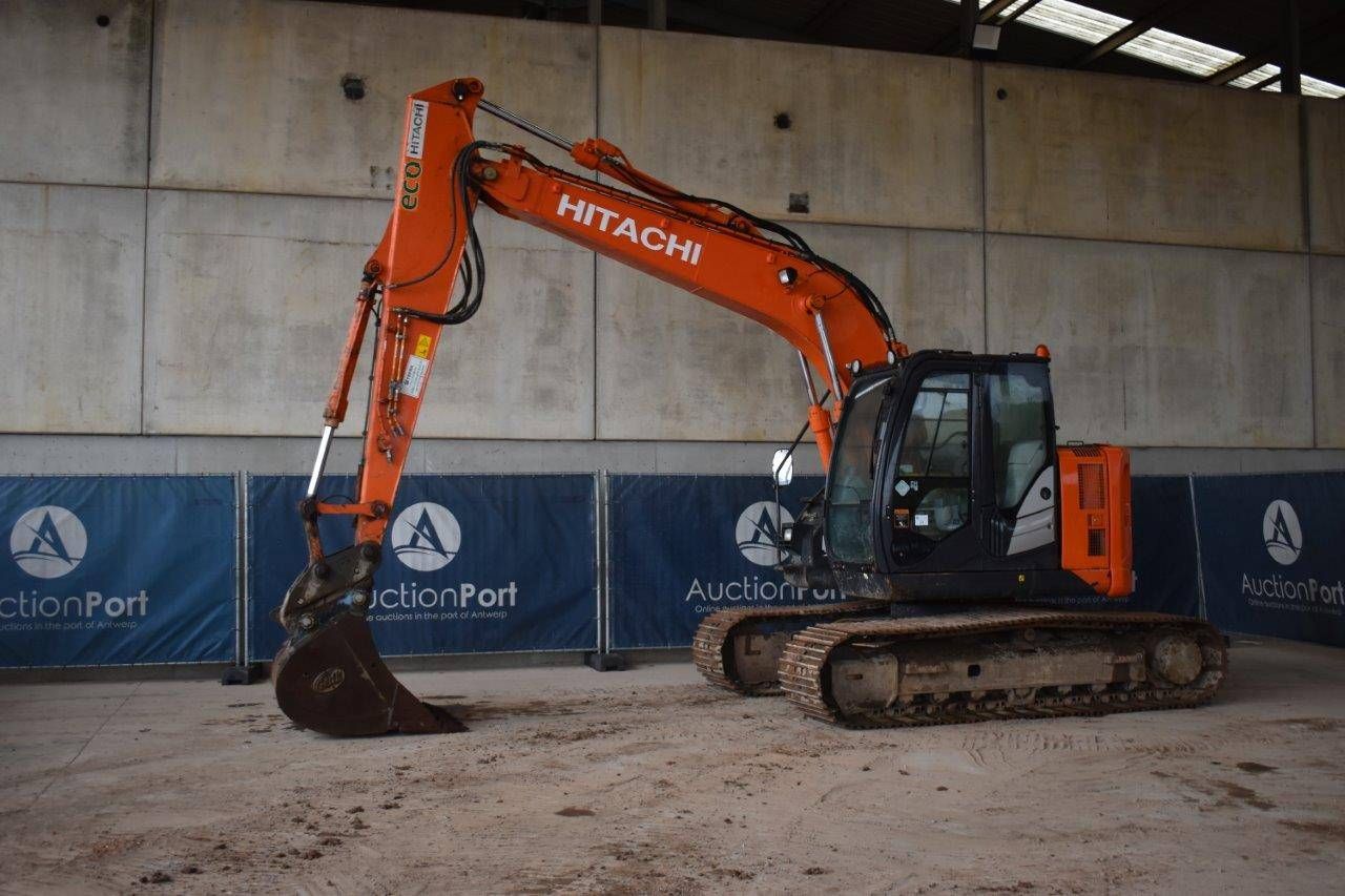 Excavator Hitachi Zaxis ZX135US-5B Diesel