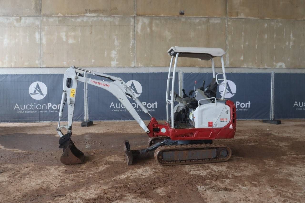 Mini digger Takeuchi TB216 Diesel 2014