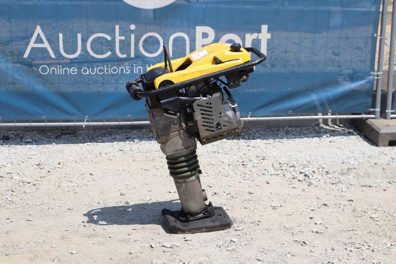 Vibratory rammer Wacker Neuson Petrol