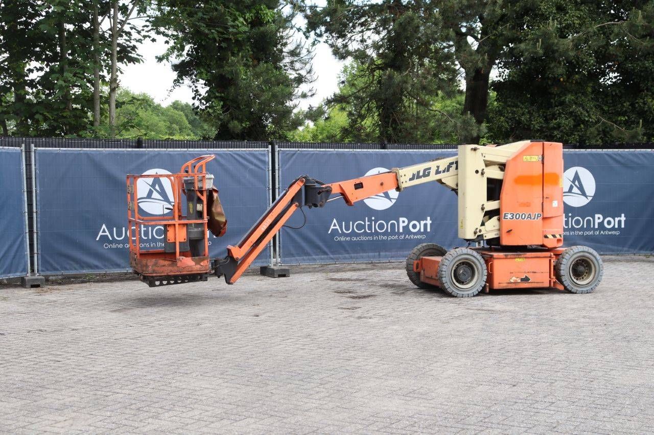 Knikarmhoogwerker JLG F300A.JP Elektrisch 11m 2014