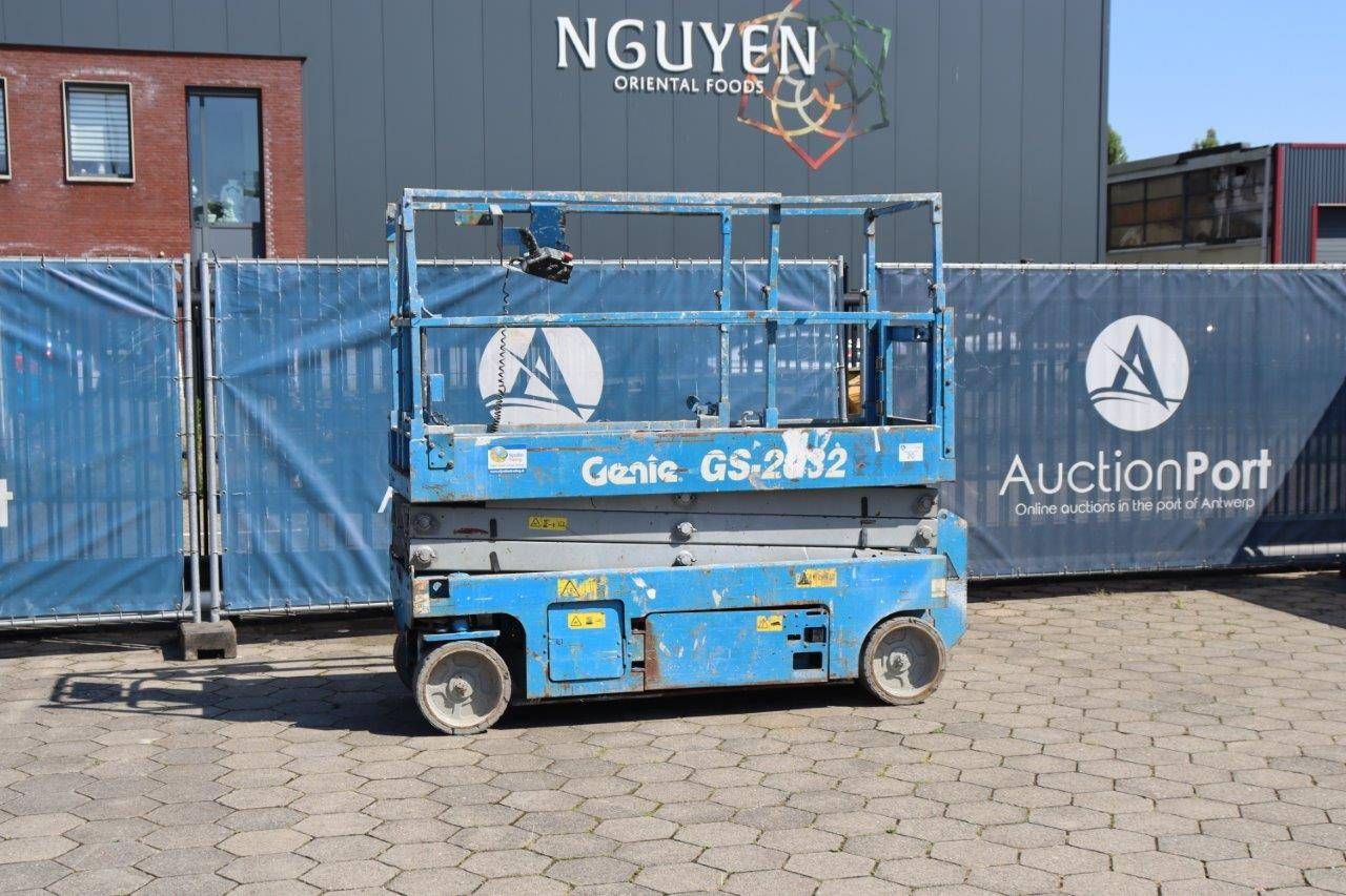 Scissor lift Genie GS2032 Electric 363kg 8.1m