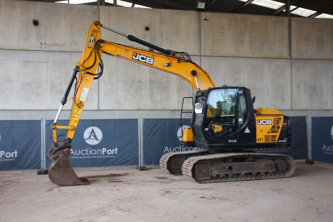 Crawler excavator JCB JS130LC Diesel 81kW 2019