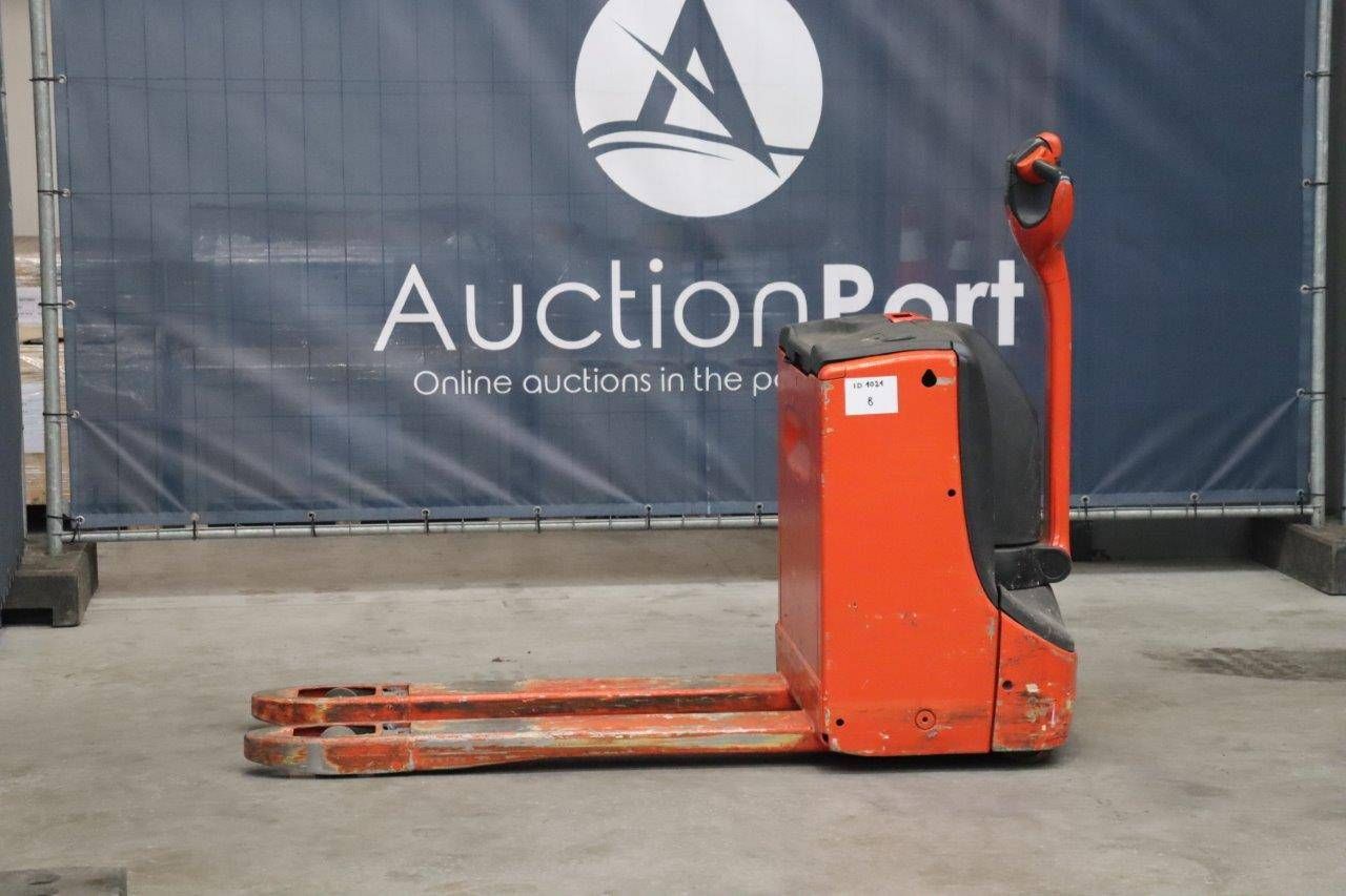 Pallet truck Linde T16 Electric 1600kg 2011