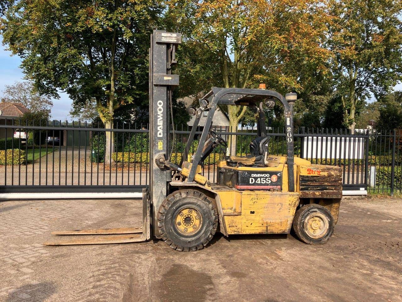 Forklift Daewoo D45S Diesel 4500kg 4.25m 1998
