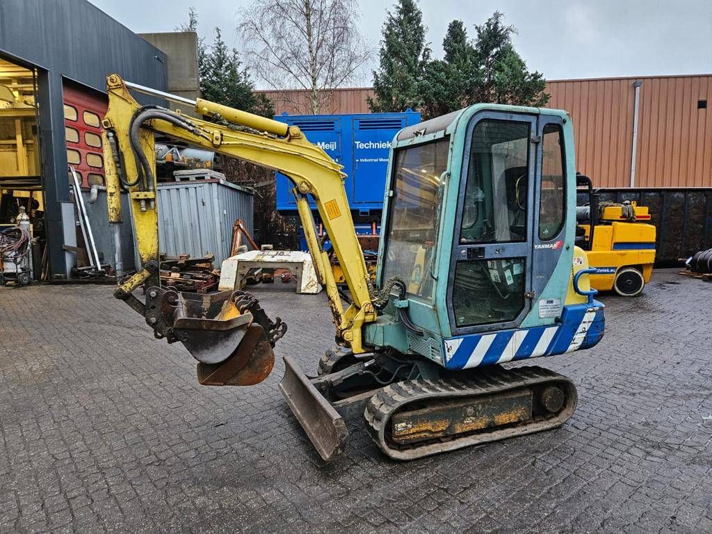 Mini pelle Yanmar B25 Diesel