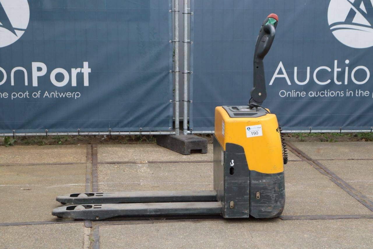 Pallet truck Jungheinrich EME 114 Electric 1400kg 2011