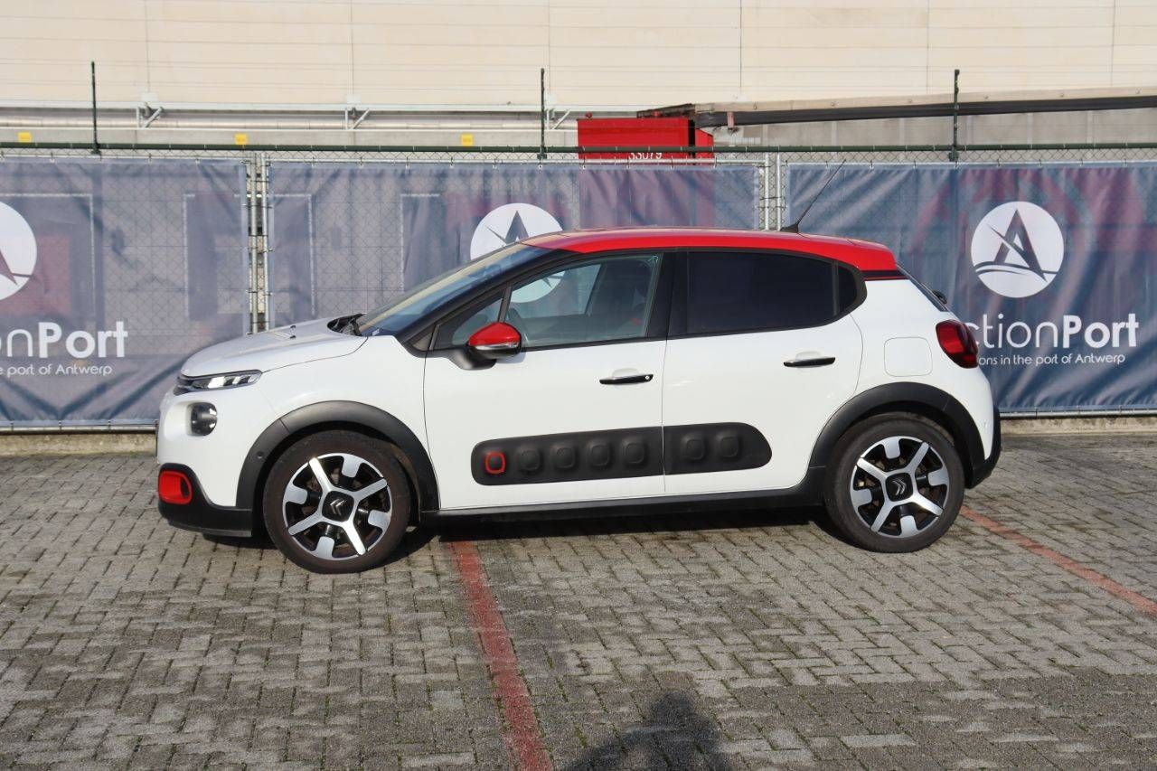 Passenger car Citroën C3 Petrol 110 hp 2017 (Margin)