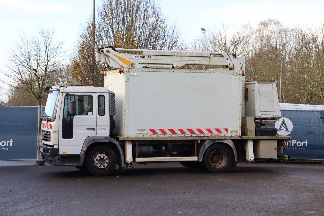 Volvo FL180 Diesel Truck-mounted Aerial Platform 2006