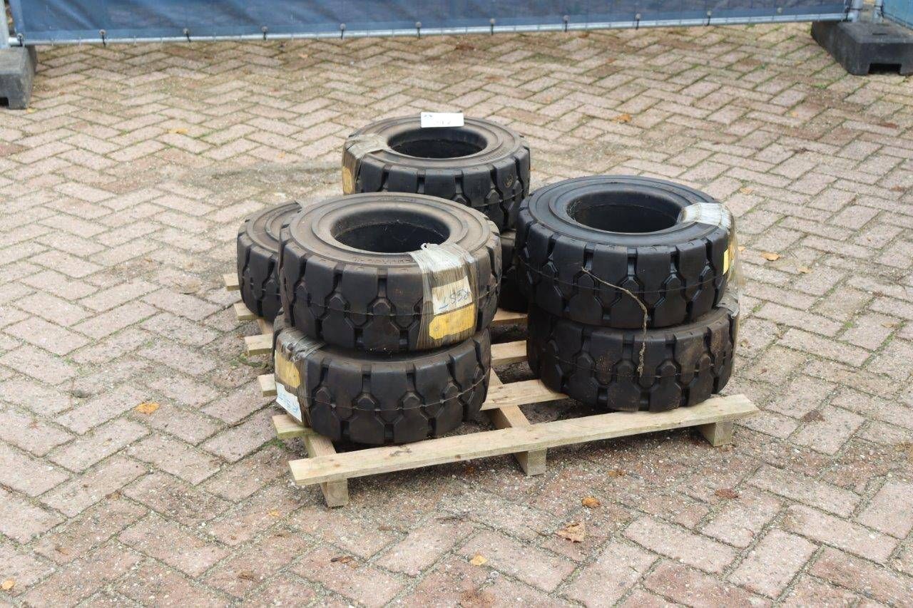Batch of tires Industrial Tires 200x50-10 7 pieces New