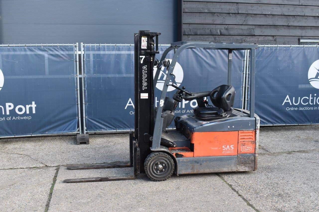 Chariot élévateur Toyota 7-FBEF-15 Électrique 1500kg