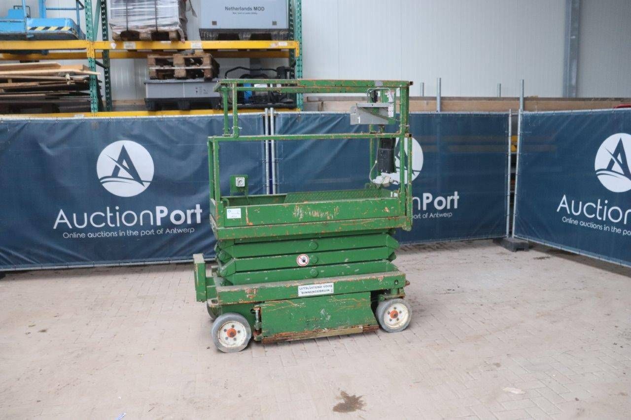 Scissor Lift Skyjack SJ III - 3219 Electric 7.8m 2014