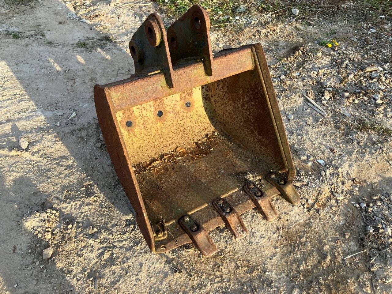 Excavator bucket 60cm