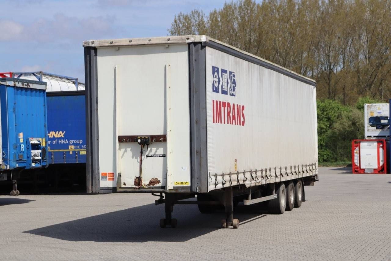 Curtainsider semi-trailer LAG semi-trailer 2005