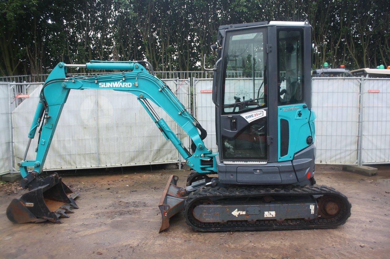 Crawler excavator Sunward SWE25UF Diesel 14.6kW 2019