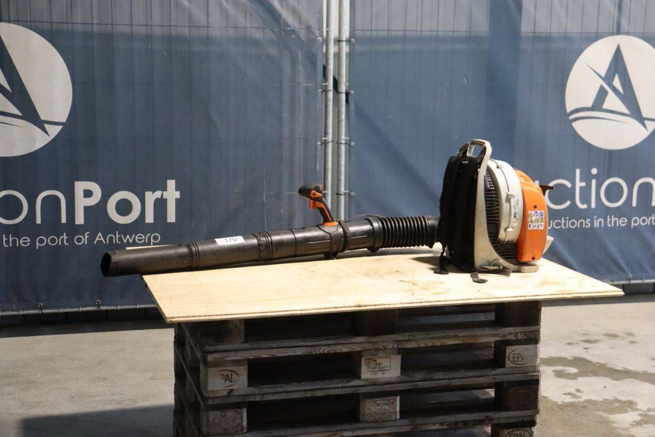 Stihl BR 800 CE, BR 600, BR 450 Petrol Leaf Blower 2017