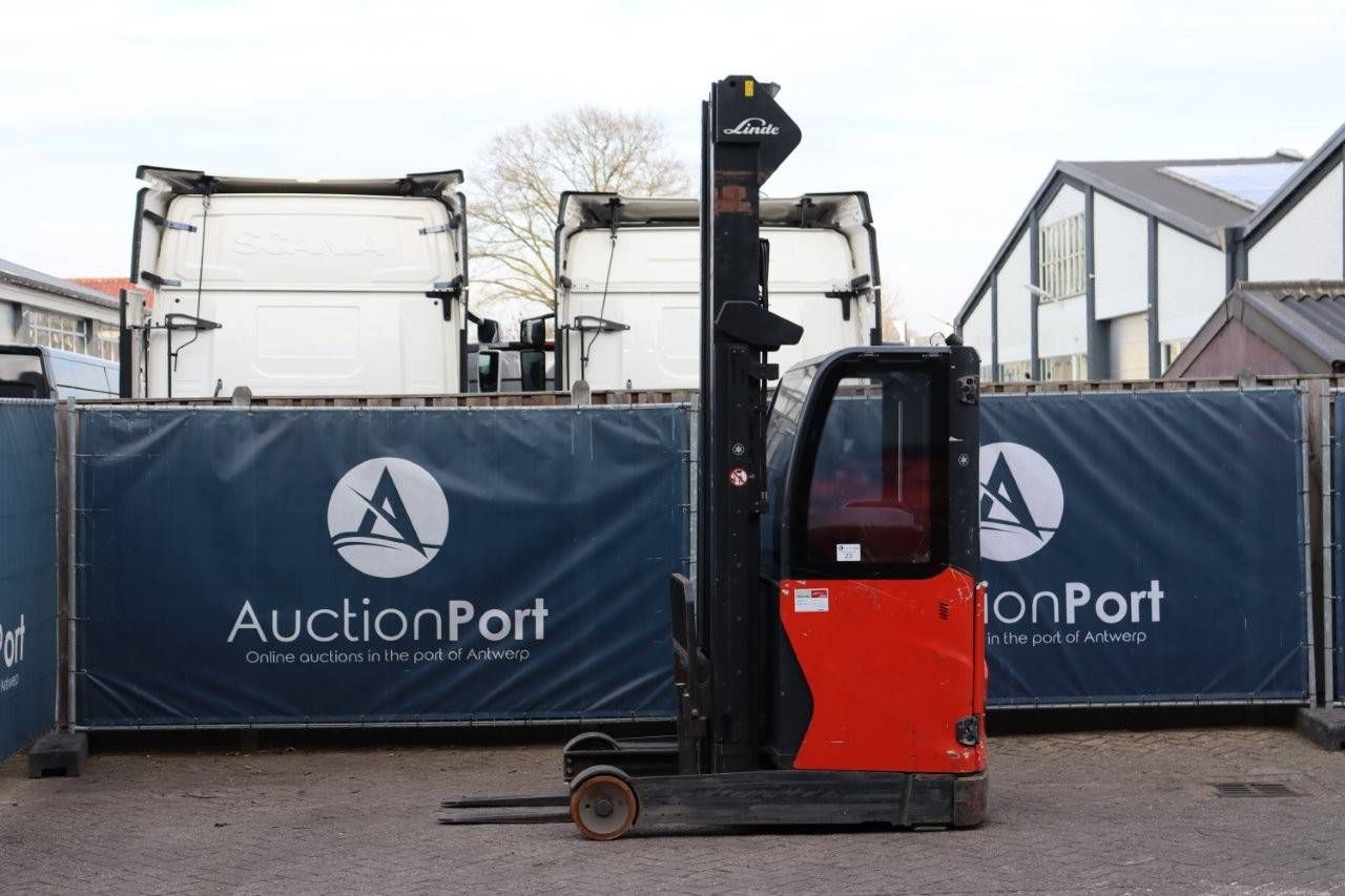 Reach truck Linde R16-01 Electric 1600kg 8.0m 2015