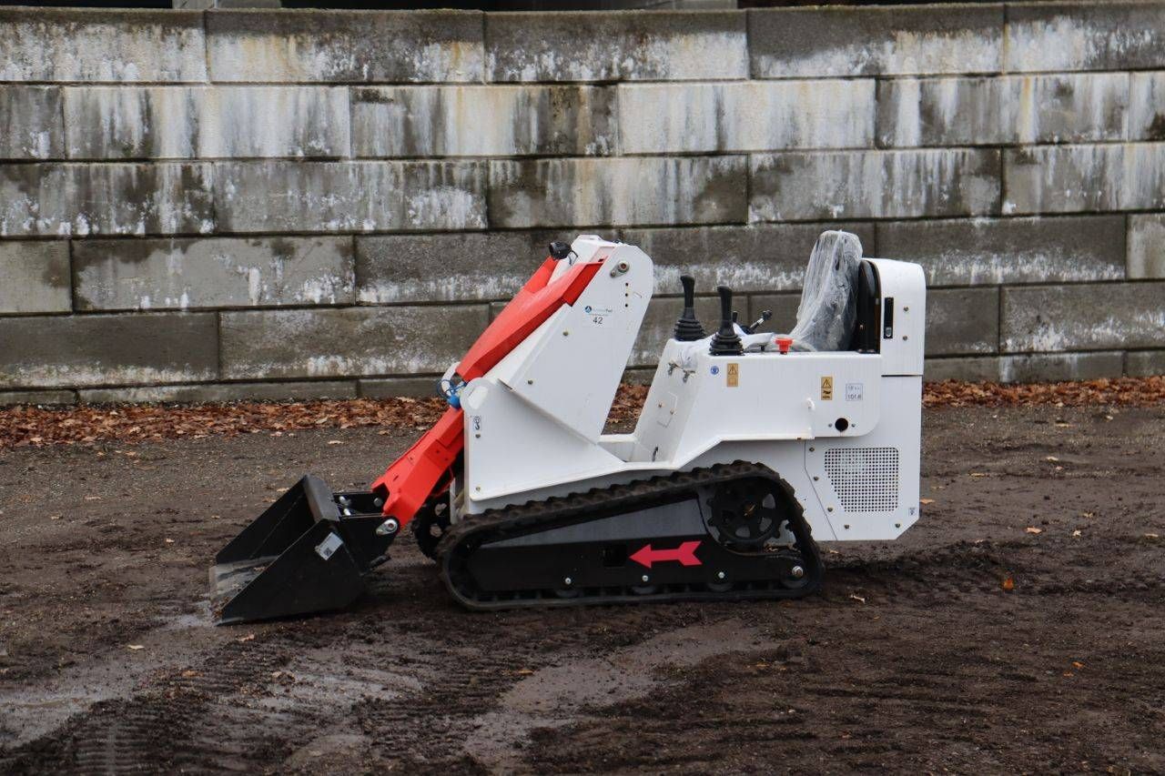 Skid steer loader Machpro MP360 Petrol 13.5hp 2025