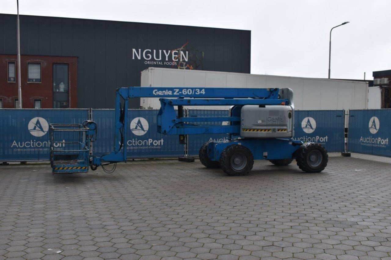 Articulating boom lift Genie Z-60/34 Diesel 18.3m 