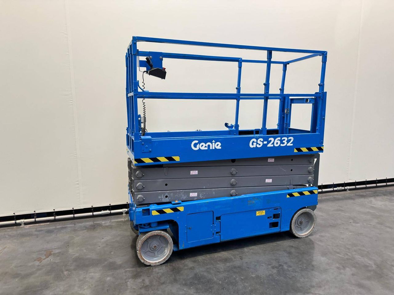 Scissor lift Genie GS-2632 Electric 227kg 9.96m 2015