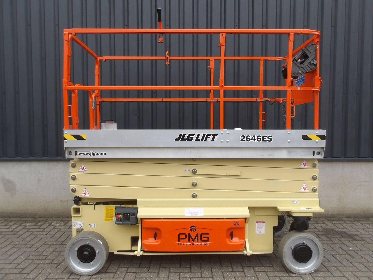 Nacelle élévatrice à ciseaux JLG 2646ES électrique 9,92 m 2012