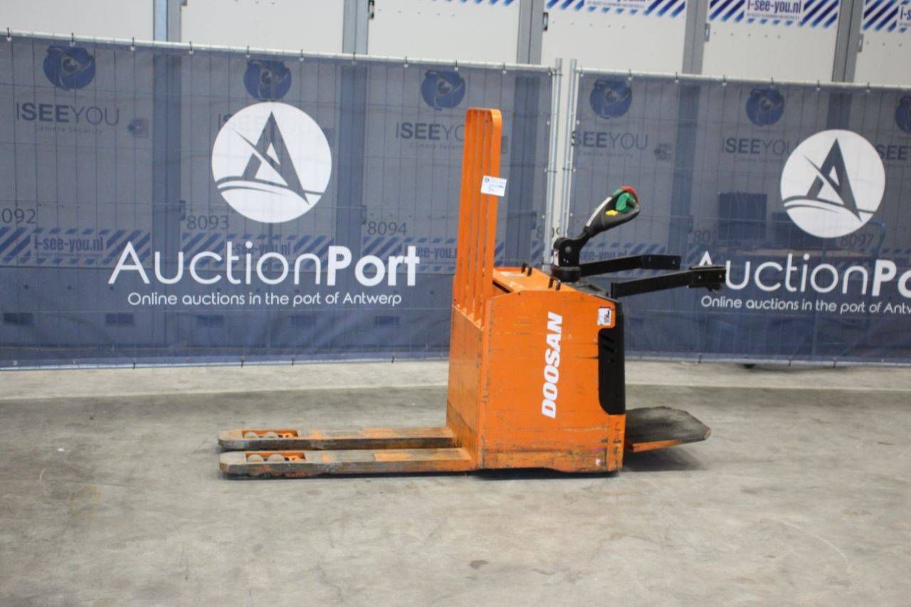 Doosan LEDH20MP Electric Pallet Truck 2000kg 2016