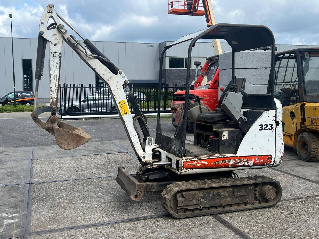 Mini digger Bobcat 323 Diesel